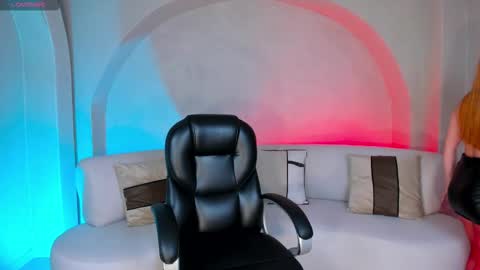 Samantha Klein online show from October 2025 03:53:02 AM