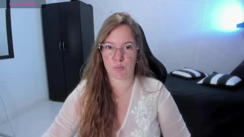 Samantha samy online show from November 2025 11:40:02 PM