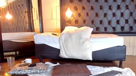 Alejandra  online show from March 2025 02:56:01 PM