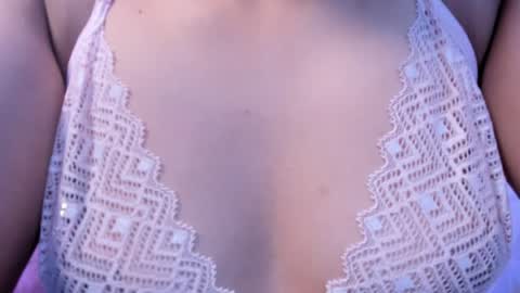 Snapshot of samanthamoonsx chatting on July 2026 11:40:02 PM Samantha online show from July 2026 11:40:02 PM