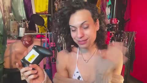 Snapshot of samanthasayten chatting on November 2025 02:17:01 PM Samantha SayTen online show from November 2025 02:17:01 PM