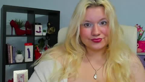 Snapshot of samanthax_pink chatting on June 2026 11:13:02 AM Samantha online show from June 2026 11:13:02 AM