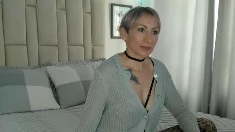 Samixmami online show from January 2025 06:38:02 PM