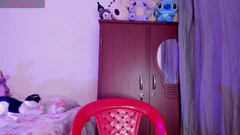 Snapshot of samara_jonnes_ chatting on May 2026 04:08:02 AM Samara is my name a pleasure delighted that you are here leave your thumb up it is important to me online show from May 2026 04:08:02 AM