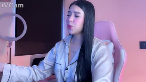 Snapshot of samara_lam chatting on January 2025 03:03:01 PM Sammy  online show from January 2025 03:03:01 PM