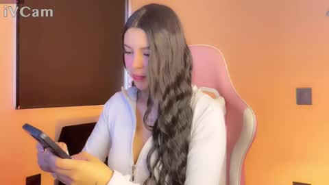 Snapshot of samara_lam chatting on January 2025 07:18:01 PM Sammy  online show from January 2025 07:18:01 PM