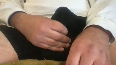 samarena000 online show from April 2026 05:39:02 PM