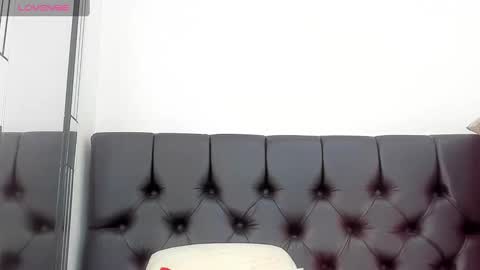 Snapshot of samay_sex18 chatting on February 2025 02:56:02 PM samay_sex18 online show from February 2025 02:56:02 PM