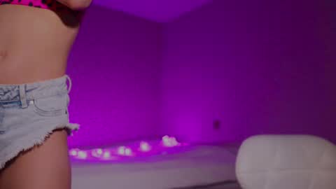 Sam Demia online show from January 2025 08:30:01 AM