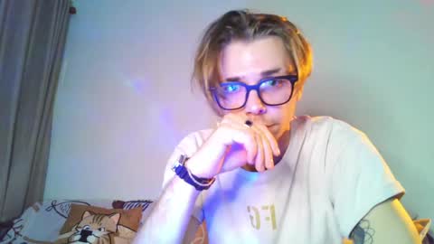 Snapshot of samgorgeous chatting on May 2026 01:51:02 PM Fansly - Top4fans online show from May 2026 01:51:02 PM