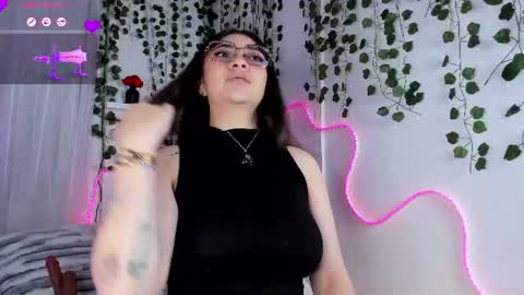 Snapshot of samii_evanns chatting on July 2026 06:00:02 AM Samii Evans online show from July 2026 06:00:02 AM