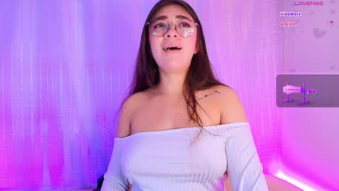 Snapshot of samii_evans chatting on February 2025 10:08:02 PM samii evans online show from February 2025 10:08:02 PM
