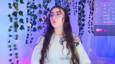 Snapshot of samii_evans chatting on September 2025 06:26:02 AM samii evans online show from September 2025 06:26:02 AM