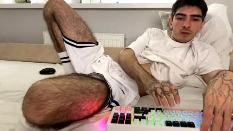 Sam online show from April 2026 01:19:01 PM