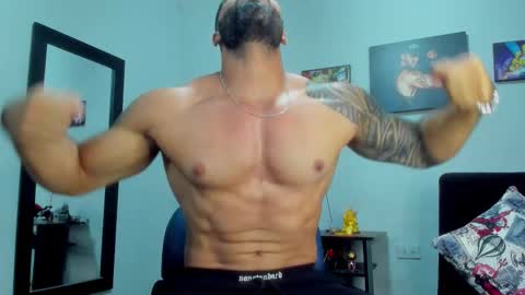 samir_hazard online show from November 2025 08:05:01 PM