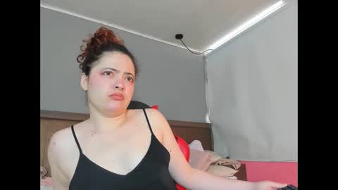 Snapshot of samluxuri chatting on October 2025 07:03:02 PM Sam online show from October 2025 07:03:02 PM