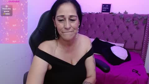 Snapshot of sammantha_sweet chatting on December 2024 12:23:01 AM Samantha online show from December 2024 12:23:01 AM