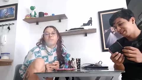 Sophie y Mark online show from February 2025 06:01:01 PM