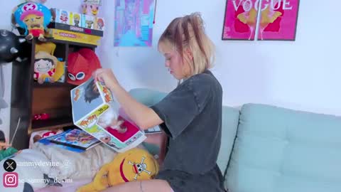 sammy devinne online show from April 2026 09:28:02 PM