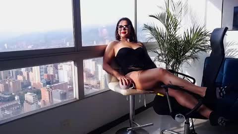 Sammy online show from November 2025 12:02:02 PM