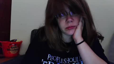 Snapshot of sammy_lyn chatting on November 2025 06:31:01 PM Sam online show from November 2025 06:31:01 PM