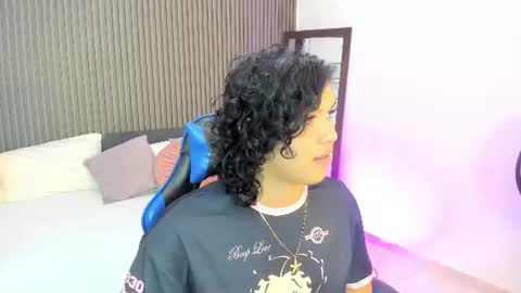 Axel online show from June 2026 11:07:01 PM