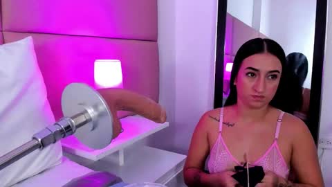 Sammy Morales online show from November 2025 01:44:02 PM