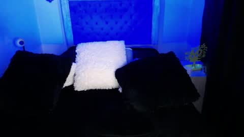 Sammy online show from April 2026 04:41:02 AM