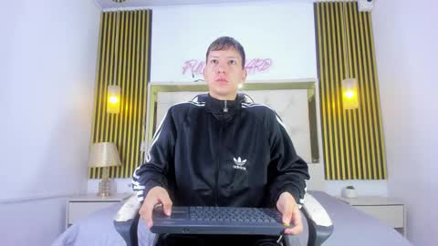 Snapshot of sammysex_ chatting on September 2025 12:16:01 PM SAMMY online show from September 2025 12:16:01 PM