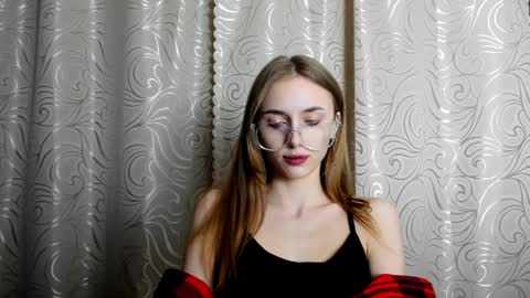 Sam   online show from February 2025 03:19:01 PM