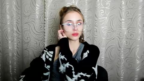 Sam   online show from February 2025 03:26:01 PM