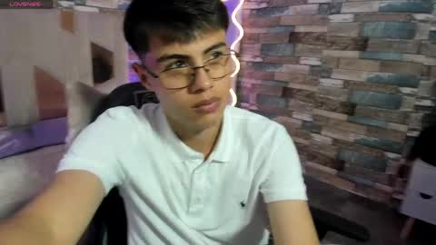 Snapshot of samu_tay chatting on June 2026 04:52:02 AM samu_tay online show from June 2026 04:52:02 AM