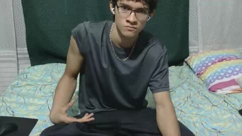 samuel_hills_ii online show from February 2026 01:51:01 PM