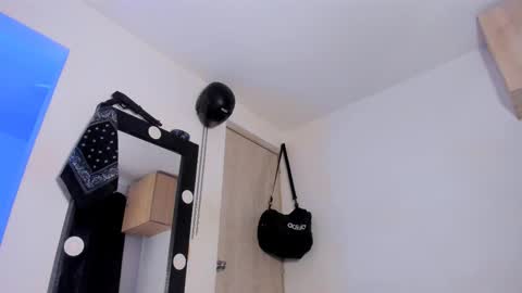   online show from October 2025 05:29:02 AM