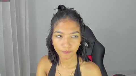 Snapshot of samy_jonnes_ chatting on February 2025 01:03:02 AM Hello I am absent due to a family calamity I will return soon-hola estoy ausente por un problema familiar volvere pronto. online show from February 2025 01:03:02 AM