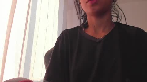 Snapshot of samy_jonnes_ chatting on February 2025 11:01:01 PM Hello I am absent due to a family calamity I will return soon-hola estoy ausente por un problema familiar volvere pronto. online show from February 2025 11:01:01 PM