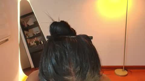 Snapshot of samy_jonnes_ chatting on September 2025 01:31:02 AM Hello I am absent due to a family calamity I will return soon-hola estoy ausente por un problema familiar volvere pronto. online show from September 2025 01:31:02 AM