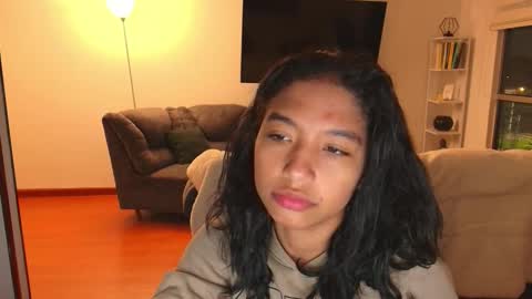 Snapshot of samy_jonnes_ chatting on October 2025 11:46:01 PM Hello I am absent due to a family calamity I will return soon-hola estoy ausente por un problema familiar volvere pronto. online show from October 2025 11:46:01 PM