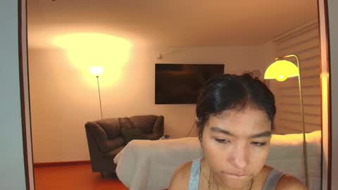Snapshot of samy_jonnes_ chatting on October 2025 11:13:02 PM Hello I am absent due to a family calamity I will return soon-hola estoy ausente por un problema familiar volvere pronto. online show from October 2025 11:13:02 PM