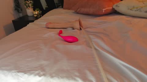 Find me at  when im offline here. online show from December 2024 10:22:01 PM