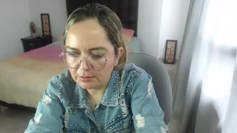 samy_vsn online show from January 2025 05:08:01 PM