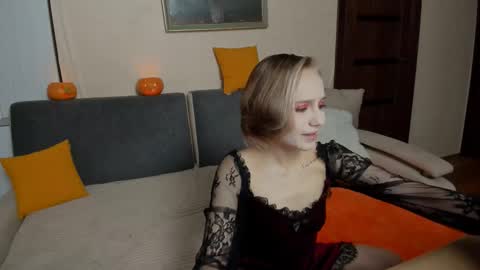 Snapshot of samyscott chatting on October 2025 10:16:02 AM SamyScott online show from October 2025 10:16:02 AM