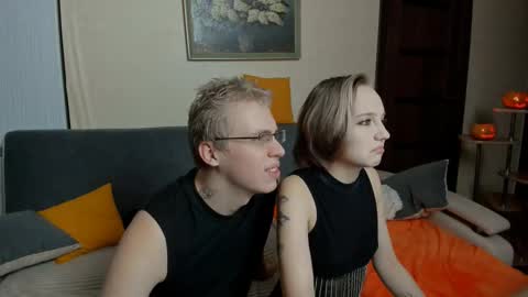 Snapshot of samyscott chatting on November 2025 09:22:02 AM SamyScott online show from November 2025 09:22:02 AM