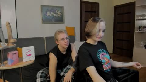 Snapshot of samyscott chatting on November 2025 01:30:01 AM SamyScott online show from November 2025 01:30:01 AM