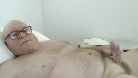 Snapshot of sanager40 chatting on August 2026 02:15:02 PM sanager40 online show from August 2026 02:15:02 PM