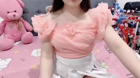 sanami_sian_ online show from April 2026 01:39:01 AM