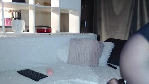 Snapshot of sandra______ chatting on March 2026 08:45:02 PM dont forghet to thumbs up if you like my show online show from March 2026 08:45:02 PM