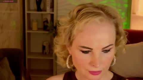 Sandra online show from April 2026 05:40:01 AM