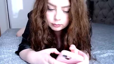 Sandra online show from February 2025 01:33:01 PM