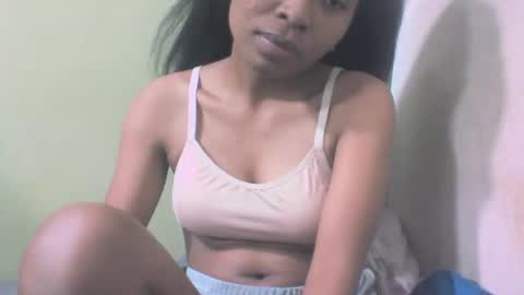 sandy735579 online show from April 2026 06:19:01 PM